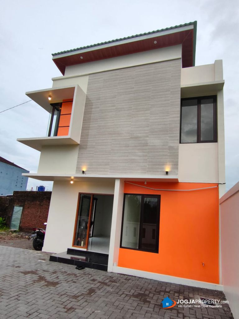 R010_12-Rumah-Jogja-dekat-kampus-ISI