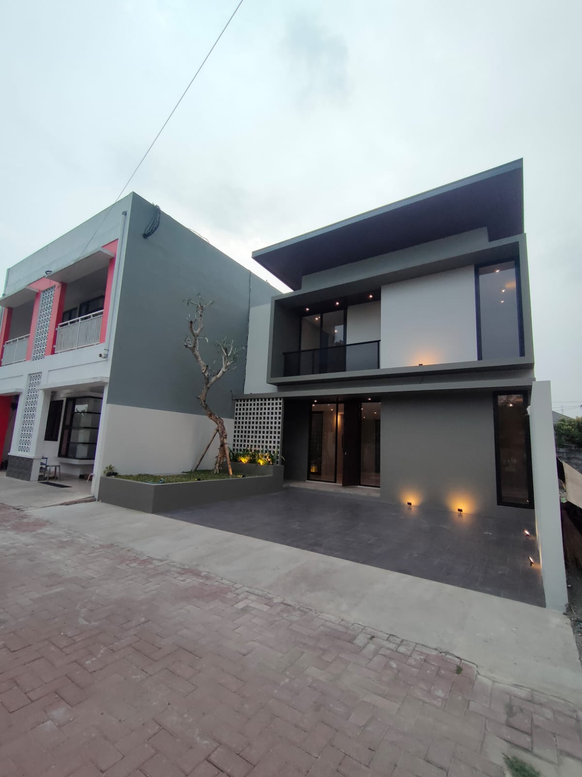 Rumah-Mewah-Kontemporer-dekat-UGM-di-Jakal-Km-7-22