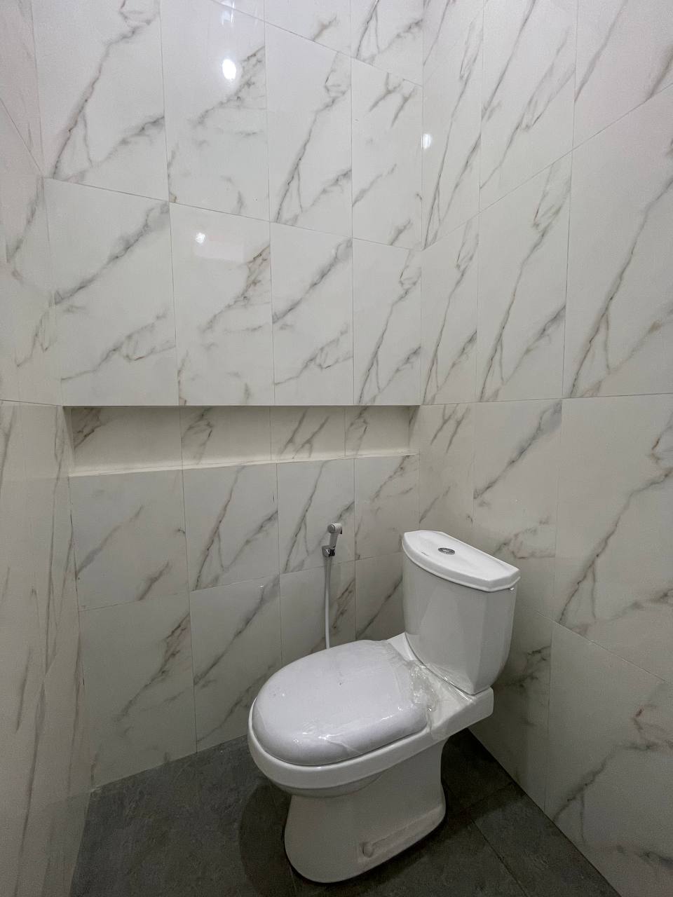 Rumah-Mewah-2-Lantai-Jl-Kaliurang-Km13-dekat-Kampus-UII-12